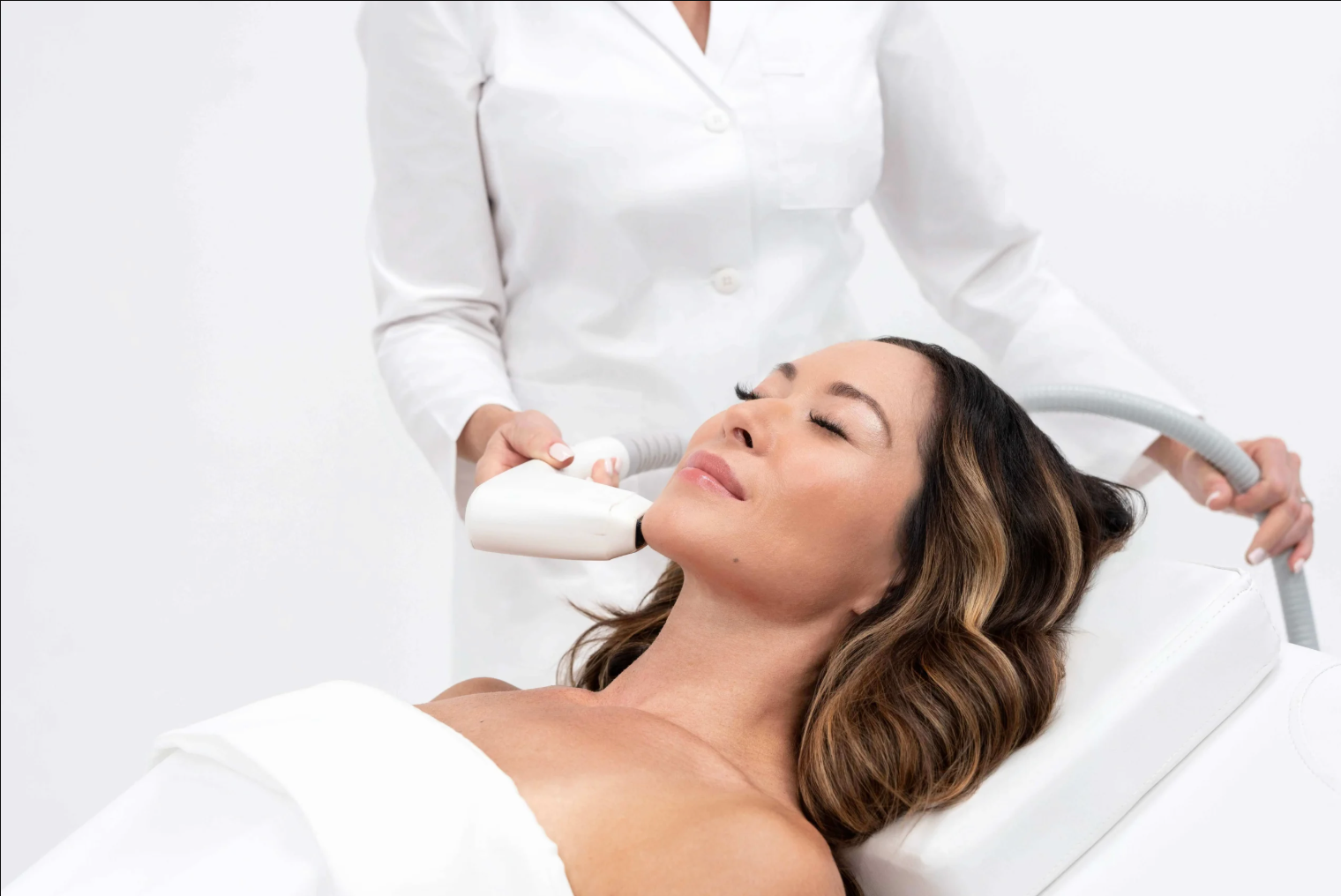 Sofwave | Lower Face + Neck